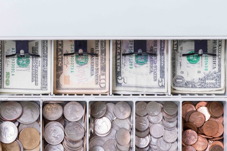 Seed CX Slashes Rates as Crypto Trading Fee War Looms