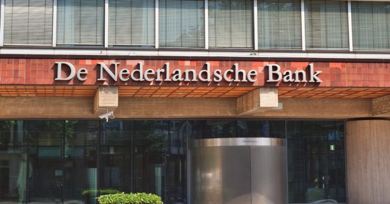 Dutch Central Bank Gives Crypto Firms 2 Weeks to Register